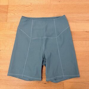 For Love & Lemons Dani Ribbed Biker Shorts Green Solid M EUC Active Workout Gym